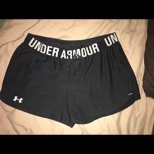 Under Armour running shorts PRICE FIRM